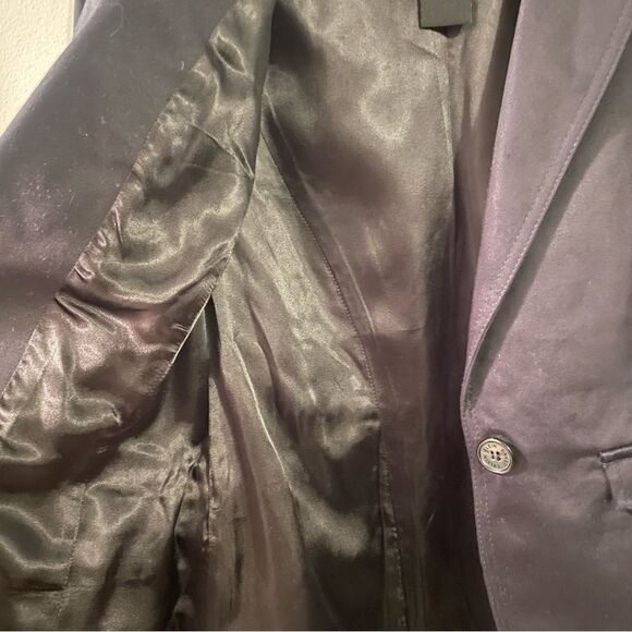 Single Button Blazer   - Picture 6 of 7